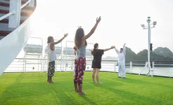 Mon Cheri Cruise - Tai Chi