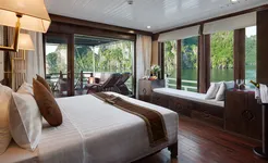 Pelican Cruise Royal Suite