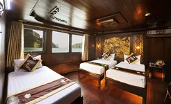 Renea Cruise - Deluxe triple