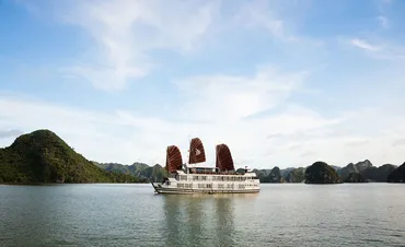Pelican Glory Cruise - Halong Bay 2 Days 1 Night