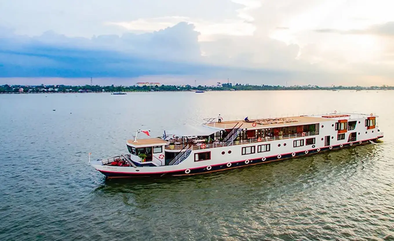 Mekong Eyes Explorer Cruise - Phnom Penh - Mekong 4 Days 3 Nights